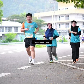 Runner Photo 8309174