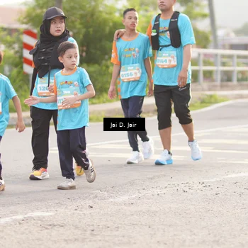 Runner Photo 8309175