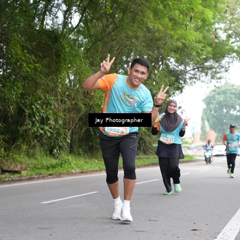 Runner Photo 8309181