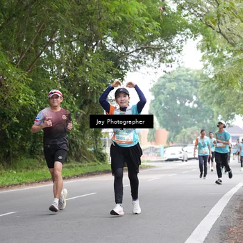 Runner Photo 8309183