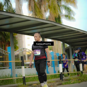 Runner Photo 8309213