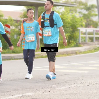 Runner Photo 8309226