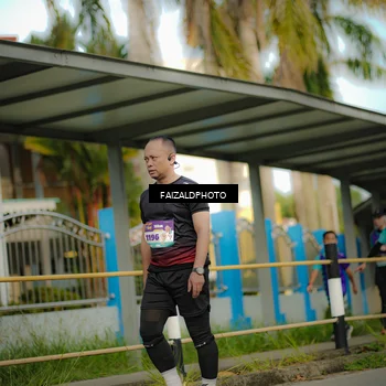 Runner Photo 8309254