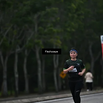 Runner Photo 8309280