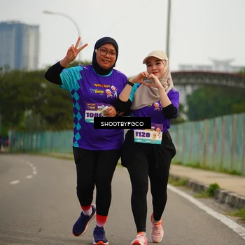 Runner Photo 8309292