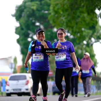 Runner Photo 8309302