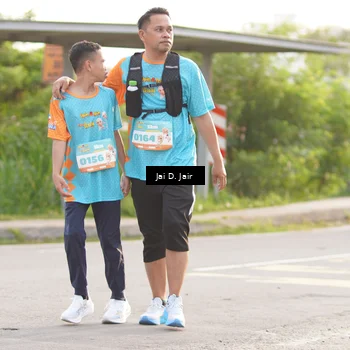 Runner Photo 8309348