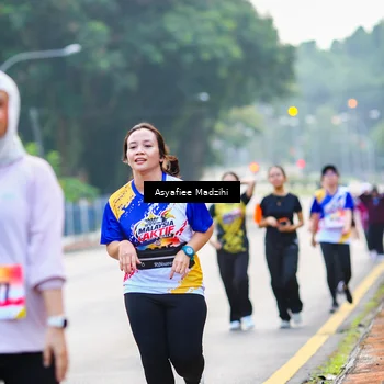 Runner Photo 8309354