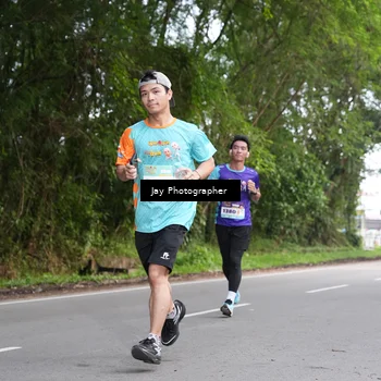 Runner Photo 8309367