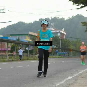Runner Photo 8309372