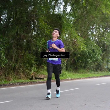 Runner Photo 8309380