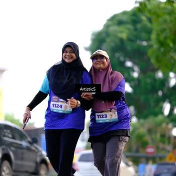 Runner Photo 8309382