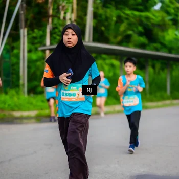Runner Photo 8309384