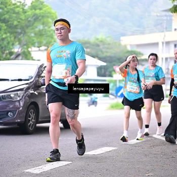 Runner Photo 8309401