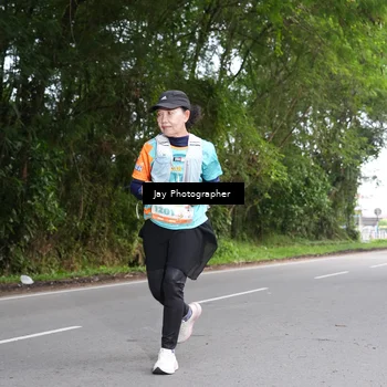 Runner Photo 8309407