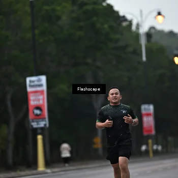 Runner Photo 8309427