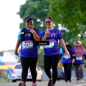Runner Photo 8309435
