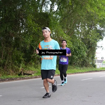Runner Photo 8309436