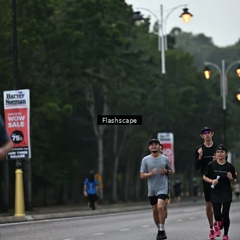 Runner Photo 8309469