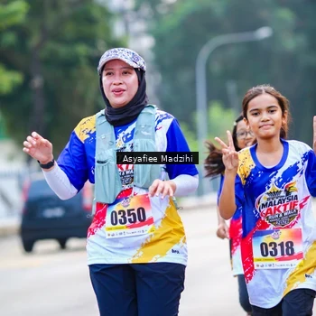 Runner Photo 8309488