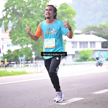 Runner Photo 8309495