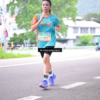 Runner Photo 8309499