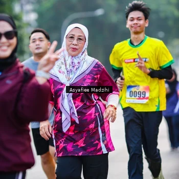Runner Photo 8309517