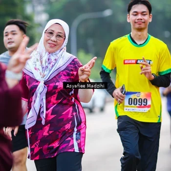 Runner Photo 8309525