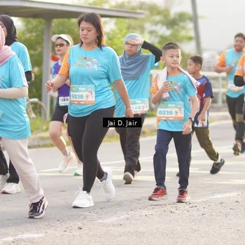 Runner Photo 8309532