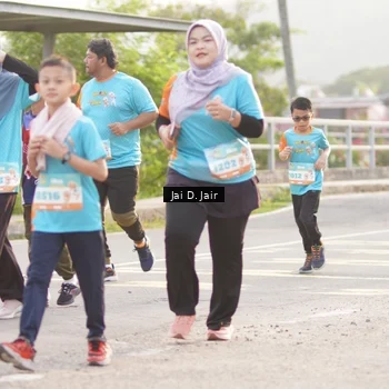 Runner Photo 8309535