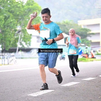 Runner Photo 8309545
