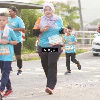 Runner Photo 8309560