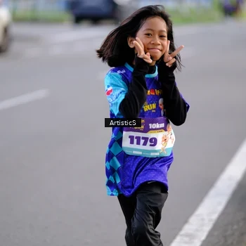 Runner Photo 8309574