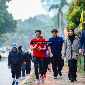 Runner Photo 8309594