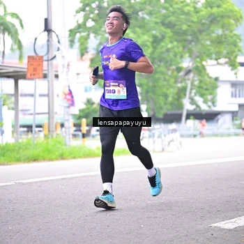 Runner Photo 8309596