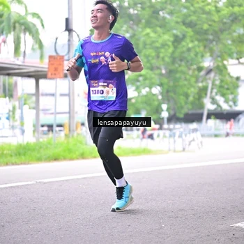Runner Photo 8309597