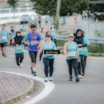 Runner Photo 8309660