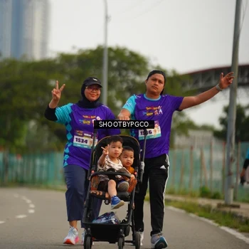 Runner Photo 8309669
