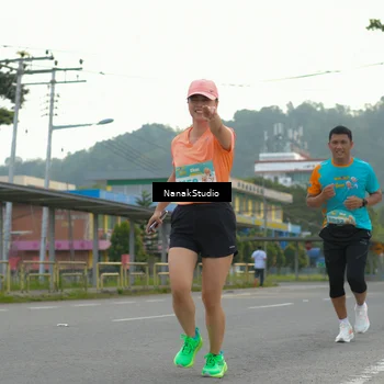 Runner Photo 8309687