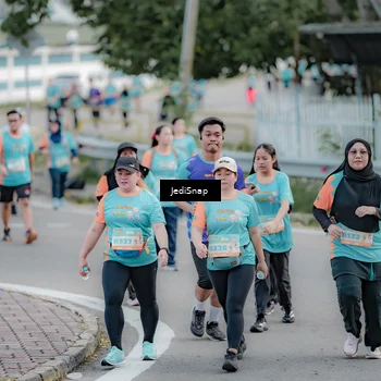 Runner Photo 8309699