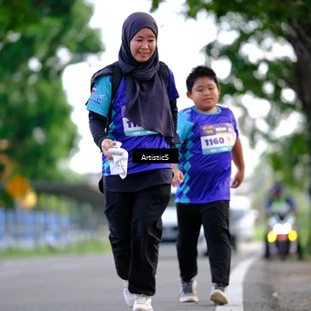 Runner Photo 8309709