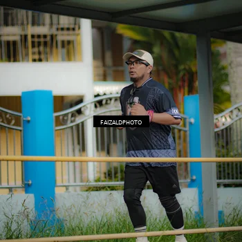 Runner Photo 8309723