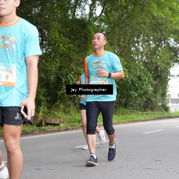 Runner Photo 8309729