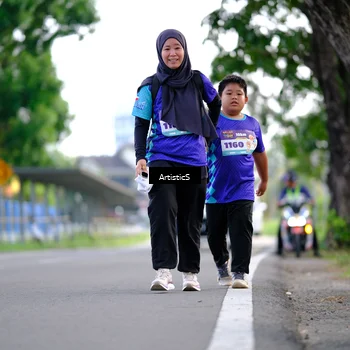 Runner Photo 8309743