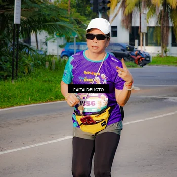 Runner Photo 8309755