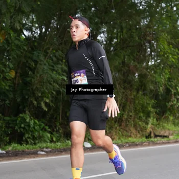 Runner Photo 8309761