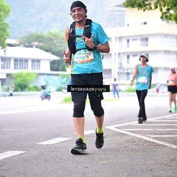 Runner Photo 8309767
