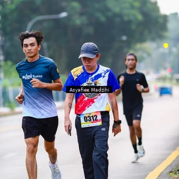 Runner Photo 8309778