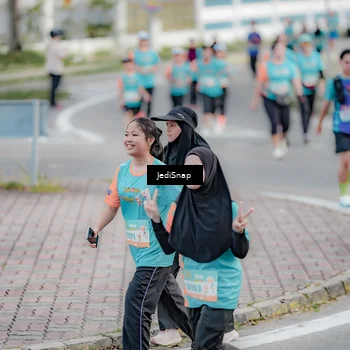 Runner Photo 8309791