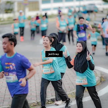 Runner Photo 8309804